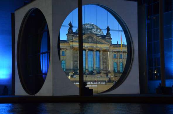 Parlaments- und Regierungsviertel - Reichstagsgebäude