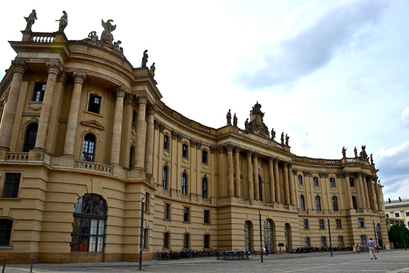 Historisches Zentrum: Gendarmenmarkt und Museumsinsel - Alte Bibliothek